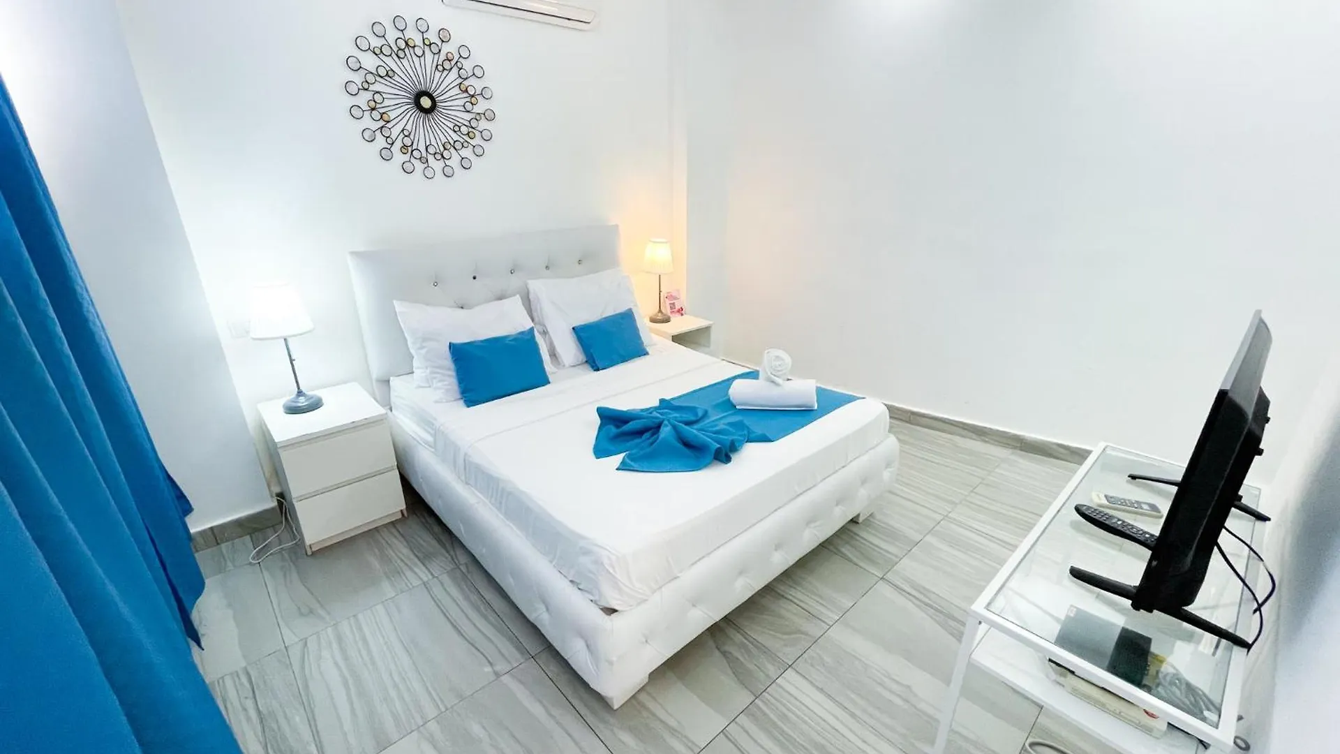 Ducassi Suites Rooms & Beach - Playa Bavaro - Wifi - Parking - Rooftop Pool & Spa Punta Cana